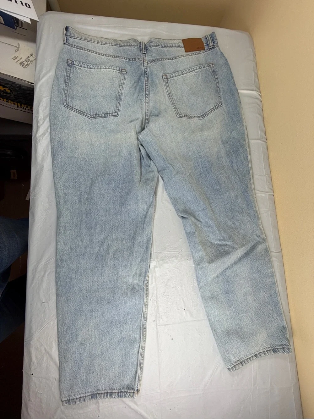 Aeropostale Light Wash‎ Distressed Boyfriend Jeans